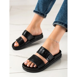 SHELOVET Fekete Papucs Csattal 1