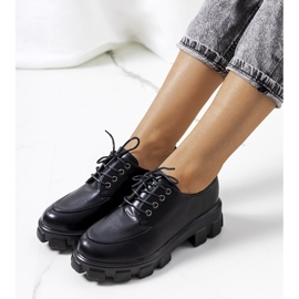 Fekete cipő Feline traktortalpon 1