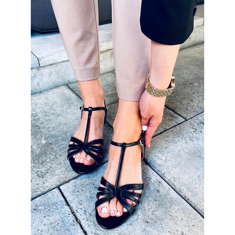 Sparkle Black alacsony sarkú szandál fekete 1