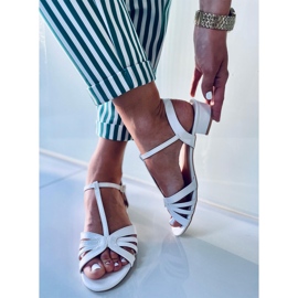 Sparkle White alacsony sarkú szandál fehér 2