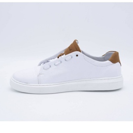 Polbut Férfi bőr sportcipő 2109 fehér 1