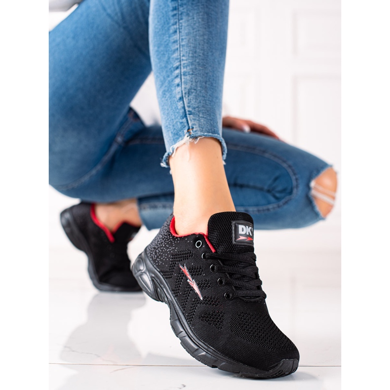 Könnyű DK sportcipő fekete 1