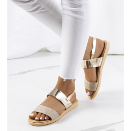 Laval arany színű női szandál aranysárga 1