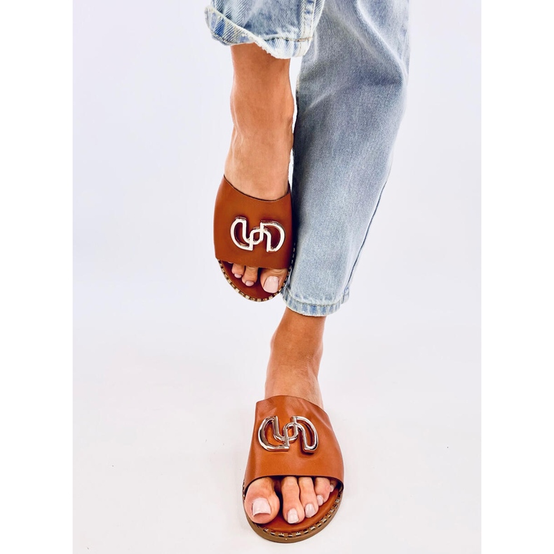 Larisa Camel női papucs barna 1