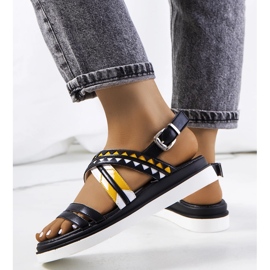 A márka fekete női szandálja Doren 1