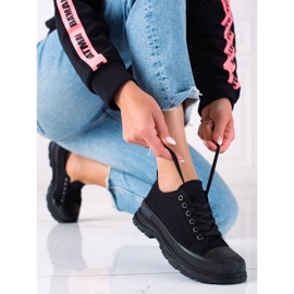 SHELOVET Fekete cipők a platformon 1