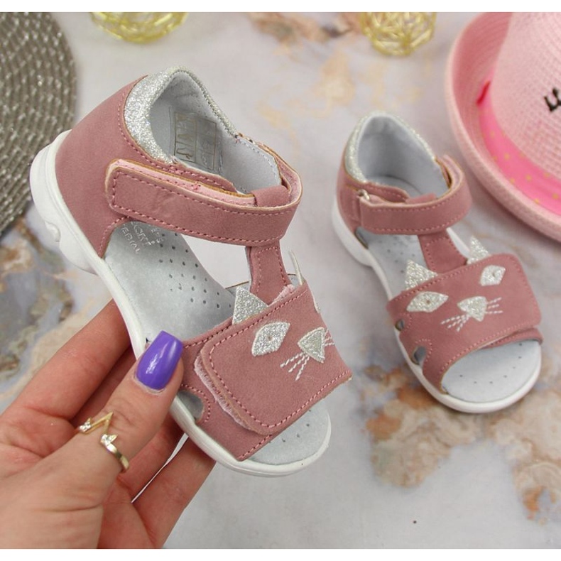 Uhlsport Tépőzáras szandál Kornecki Jr.KOR6305 piszkos rózsaszín 1