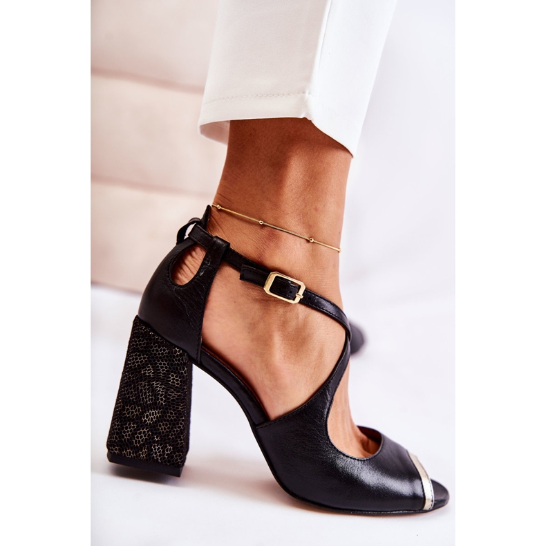 Divatos bőrszandál bárban Maciejka 05513-01 Fekete 2 Divatos bőrszandál bárban Maciejka 05513-01 Fekete 2