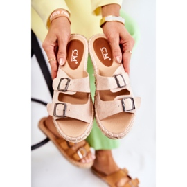 Klasszikus velúr női papucs bézs Casilda 2