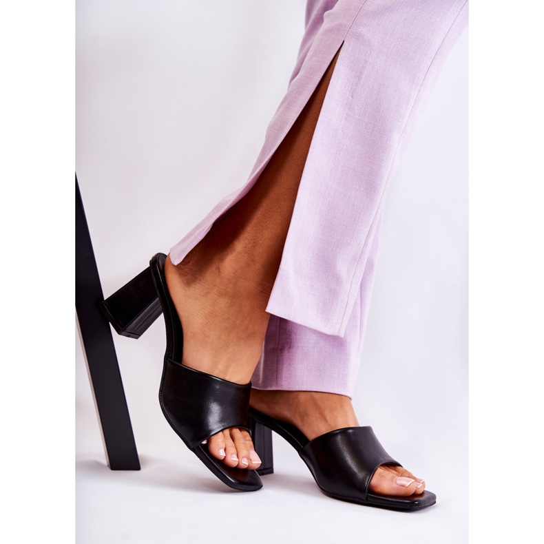 PG1 Bőr klasszikus papucs a sarkon fekete Talena 1