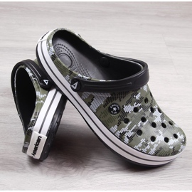 American Club férfi fekete tereppapucs zöld 1