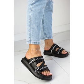 Fekete Laura La.Fi platformpapucs 2