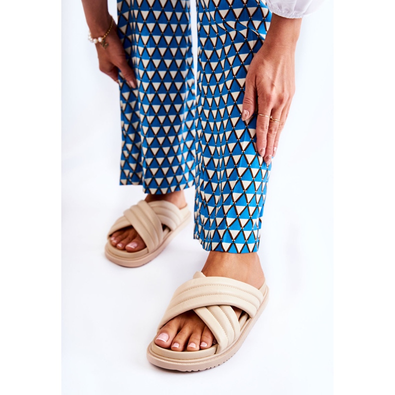 PJ1 Klasszikus női bőr papucs bézs Daron 2