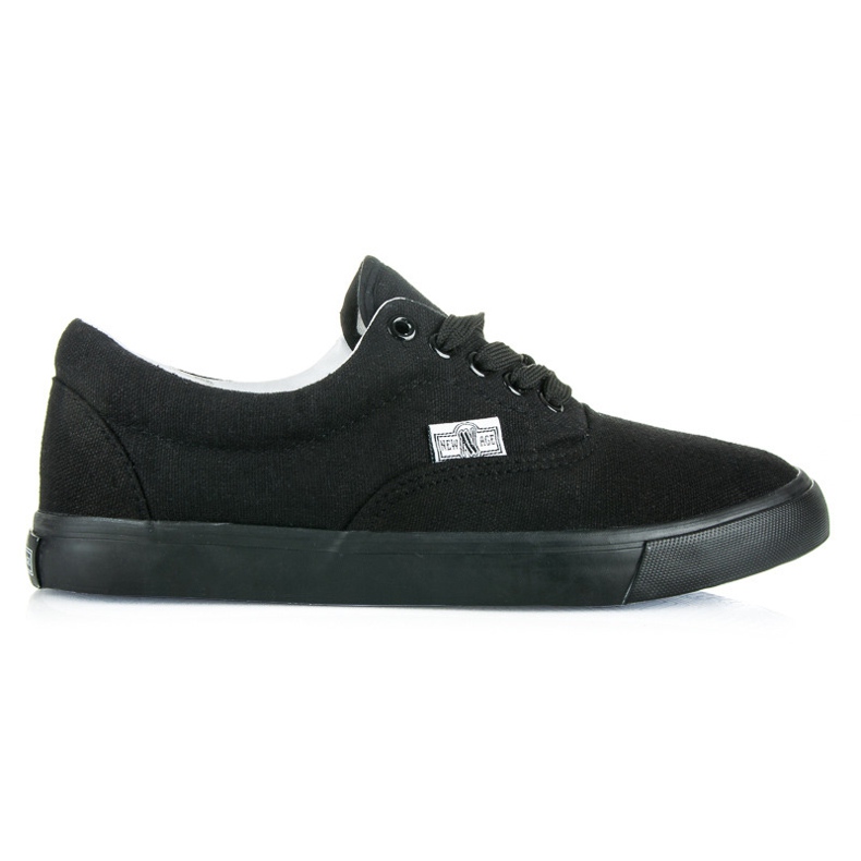 New Age Edzőcipő fekete 2