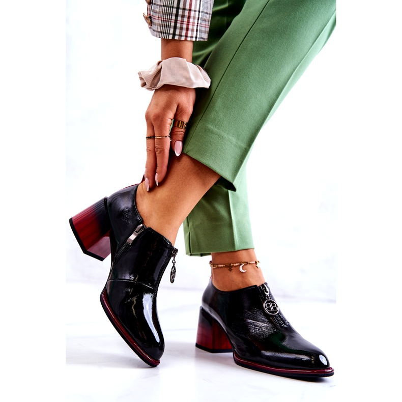 S.Barski Lakkozott divatos cipő egy fekete-piros Lorena poszton 2 S.Barski Lakkozott divatos cipő egy fekete-piros Lorena poszton 2