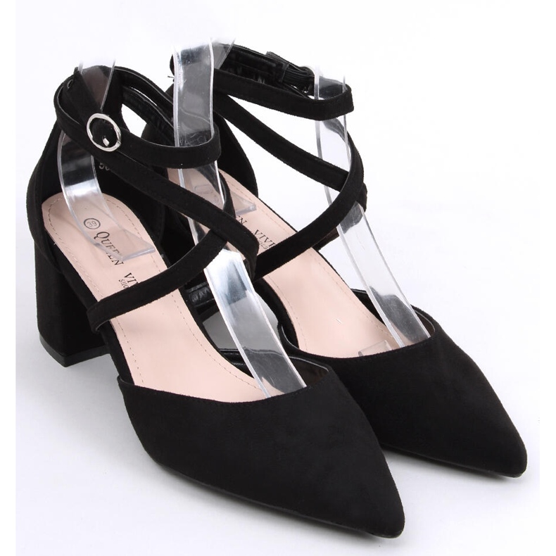 Sandra Fekete magassarkú 1