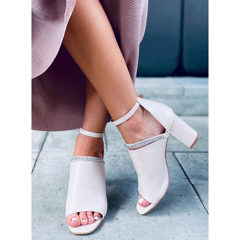 Magas sarkú szandál Mary Beige bézs 2