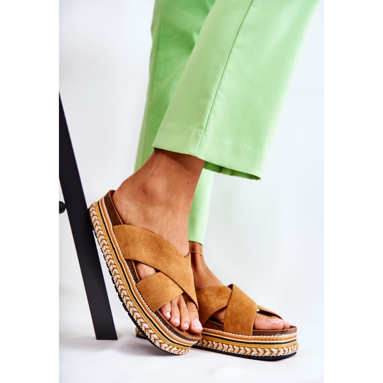 PG1 Női velúr papucs a Camel Jossie platformon barna 1