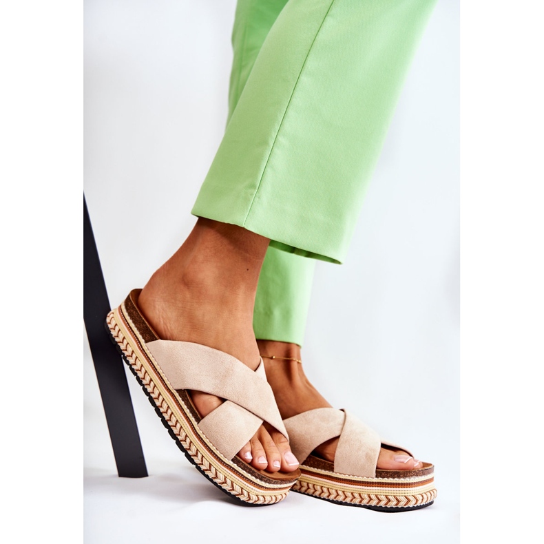 PG1 Női Velúr papucs Bézs Jossie Platformon 1