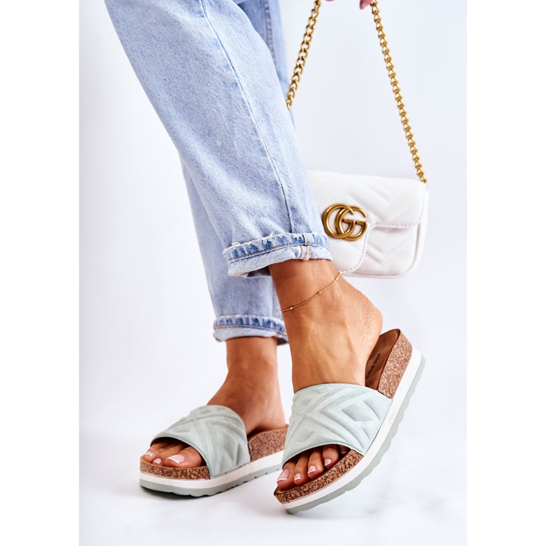 PG1 Női velúr papucs egy hatalmas zöld Heritta platformon 2