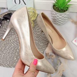 Szivattyúk Sergio Leone arany tűn aranysárga 1