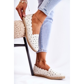 Női bebújós balerinák fehér virágokkal 2