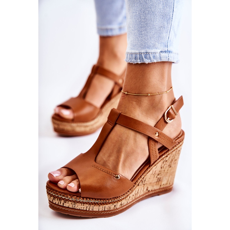 PG1 Klasszikus bőr szandál barna Valorin éken 1