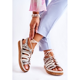 Divatos női bőr szandál Maciejka 05552-04 bézs-fekete 2