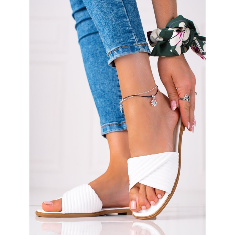 SHELOVET Női lapos papucs fehér 1 SHELOVET Női lapos papucs fehér 1