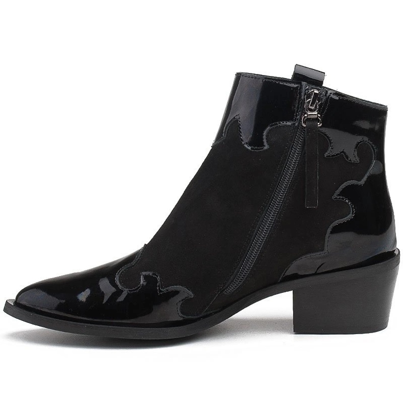 Marco Shoes Fekete csizma természetes velúrból, lakk hozzáadásával 2