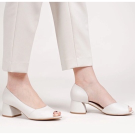 Marco Shoes Fehér bőr szivattyúk 1505P 1