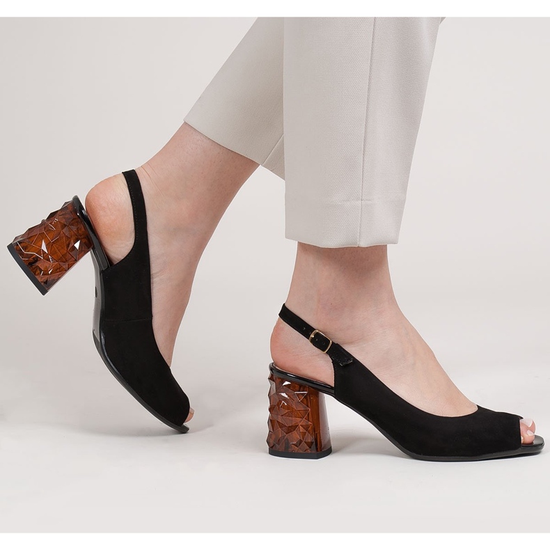 Marco Shoes Fekete velúr szandál 3D -s borostyán színű sarokkal 2