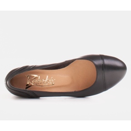 Radoskór Klasszikus fekete női szivattyúk szélesebb lábhoz 1