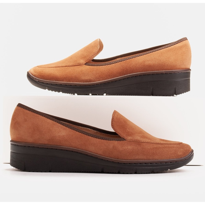 Radoskór Kényelmes, alacsony ékű cipő szélesebb lábhoz barna 1