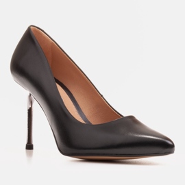 Marco Shoes Fekete tűsarkú, fémes sarokkal 1