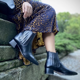 Marco Shoes Meleg, elegáns csizma rugalmas gumival a felső részén fekete 2