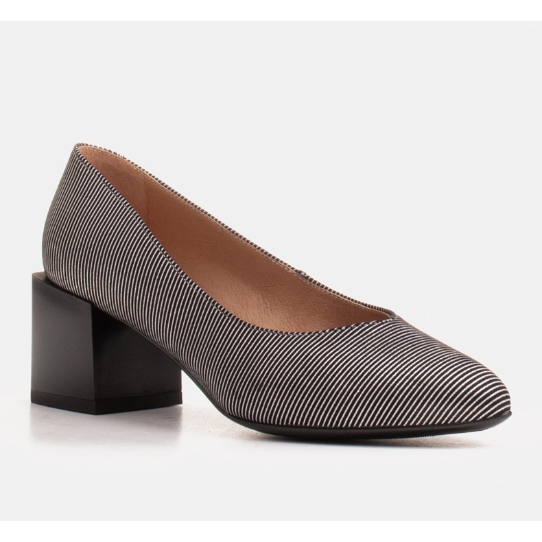 Marco Shoes Női szivattyúk természetes, puha bőrből, ezüst csíkokkal fekete 1