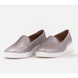 Radoskór Kényelmes ezüst női cipő szélesebb lábhoz 5
