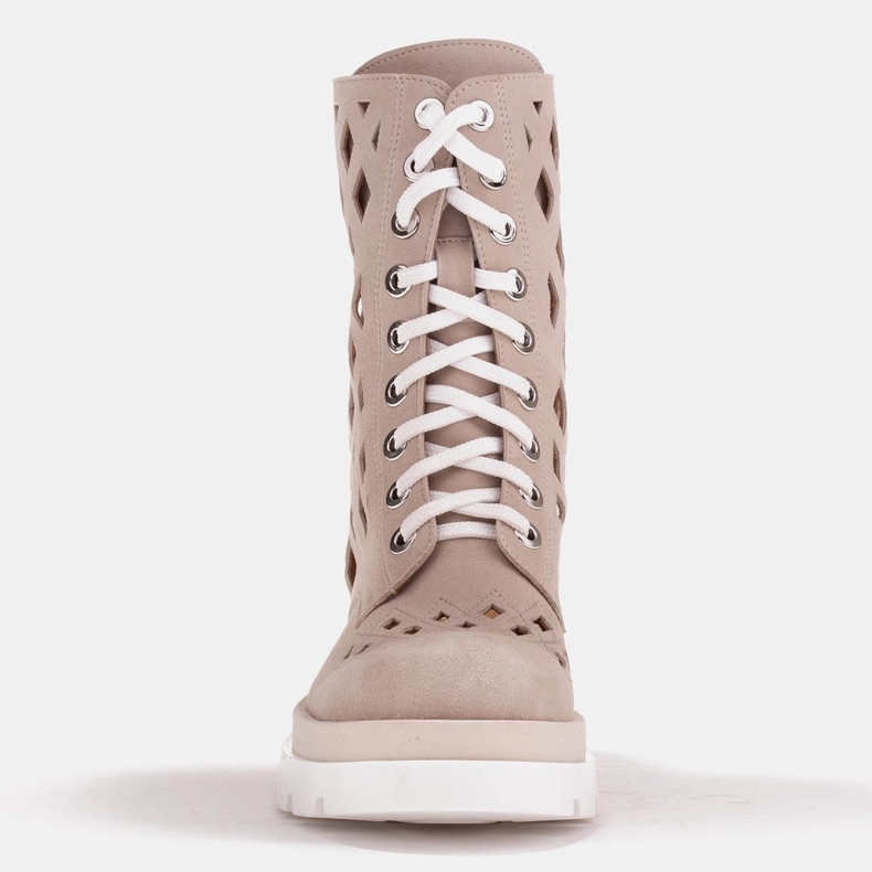 Marco Shoes Velúr csizma perforációval bézs 2