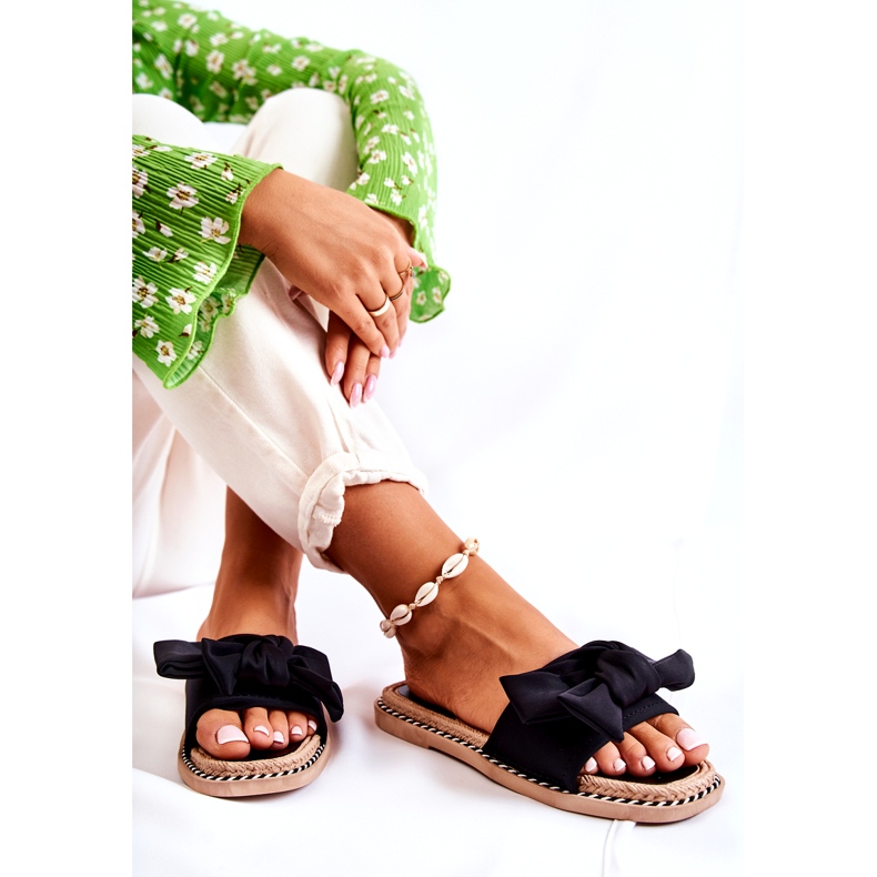 Női papucs szövet masnival, fekete 4