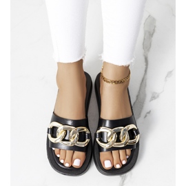 Fekete papucs Bragg lánccal 1