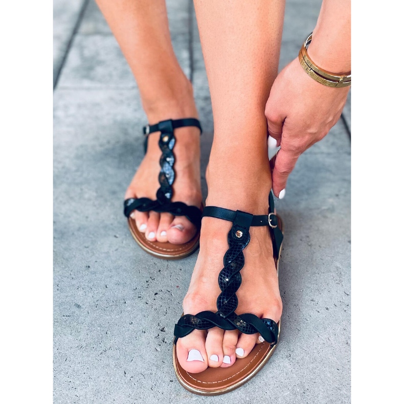 Basma Fekete irizáló női szandál 1