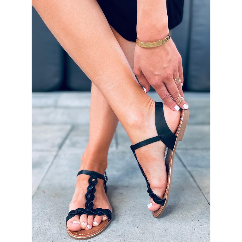 Basma Fekete irizáló női szandál 2