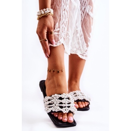 Női klasszikus papucs gyöngyökkel, fekete kalipso 1 Női klasszikus papucs gyöngyökkel, fekete kalipso 1