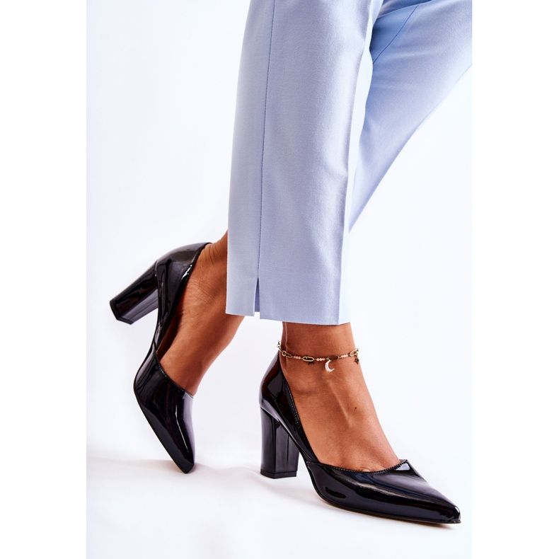 Divatos lakkozott szivattyúk egy rúdon fekete érzelem 2