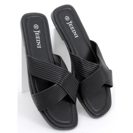 Fuzzy Black női papucs fekete 2