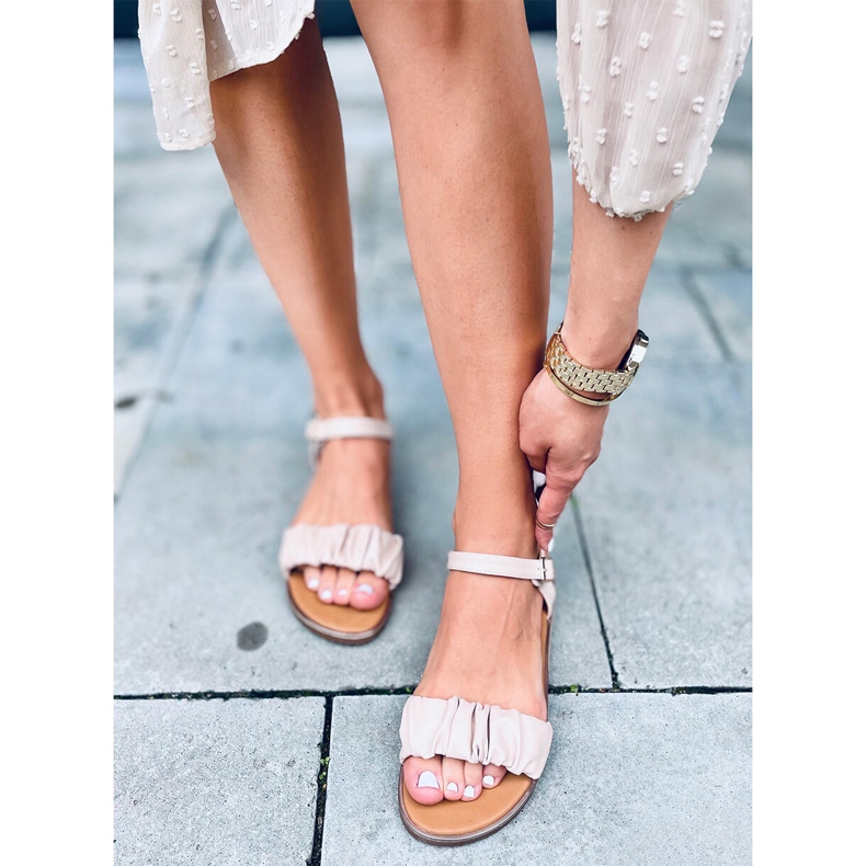 Daisy Beige női szandál bézs 1