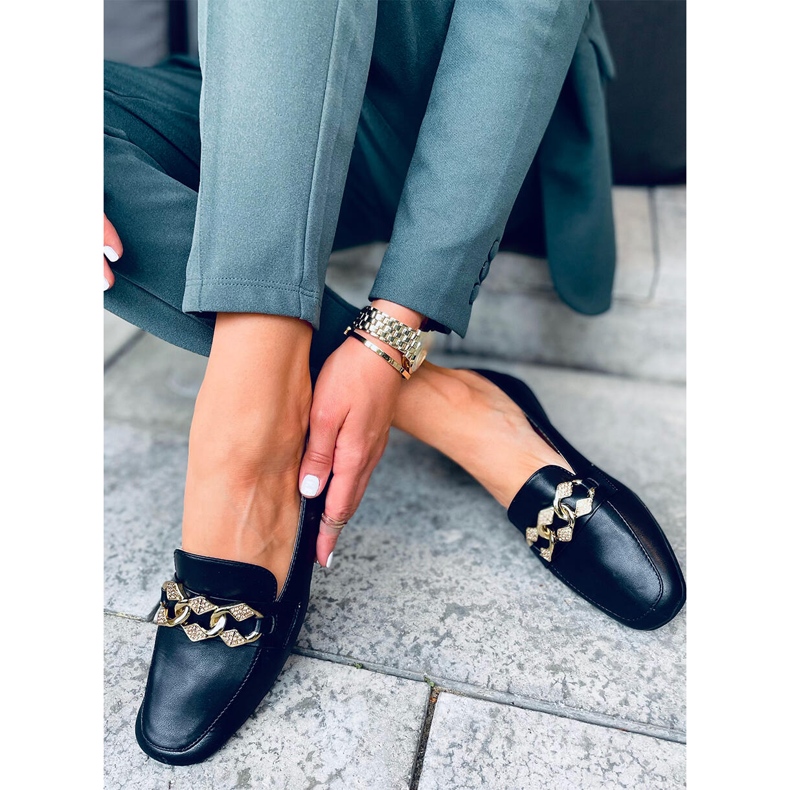 Mályvafekete női naplopók 1