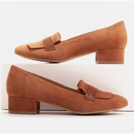 Radoskór Klasszikus barna női szivattyúk szélesebb lábhoz 1