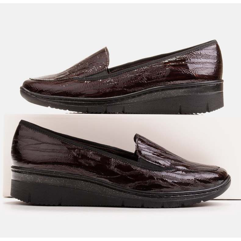 Radoskór Kényelmes barna női cipő szélesebb lábhoz 1 Radoskór Kényelmes barna női cipő szélesebb lábhoz 1